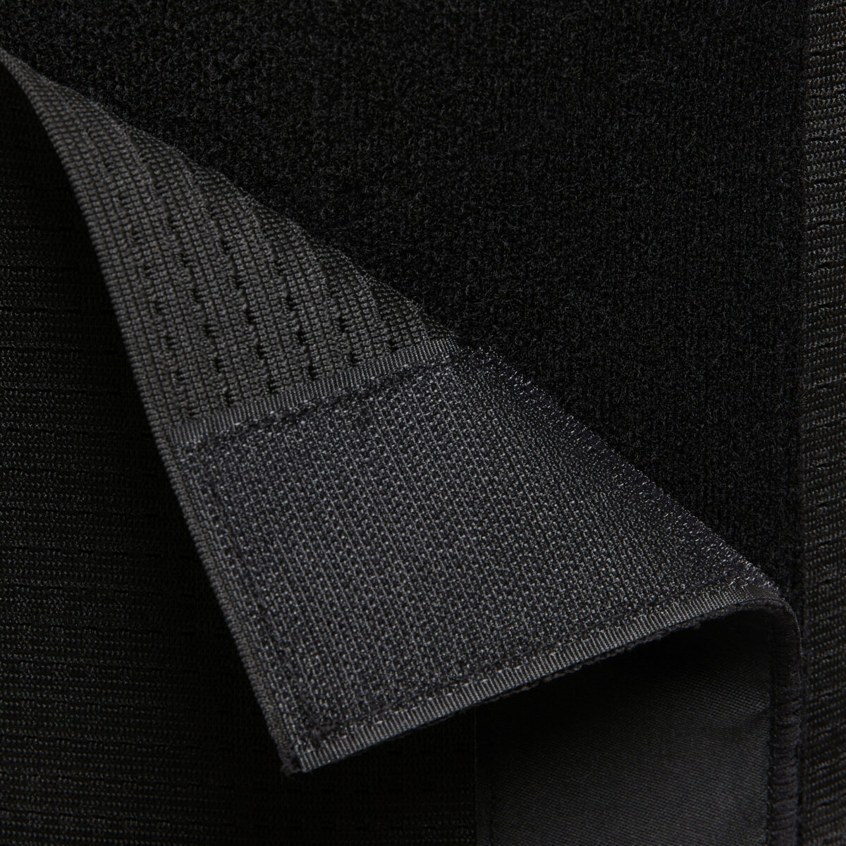 Adult Supportive Lumbar Brace P100 - Black - Image 3