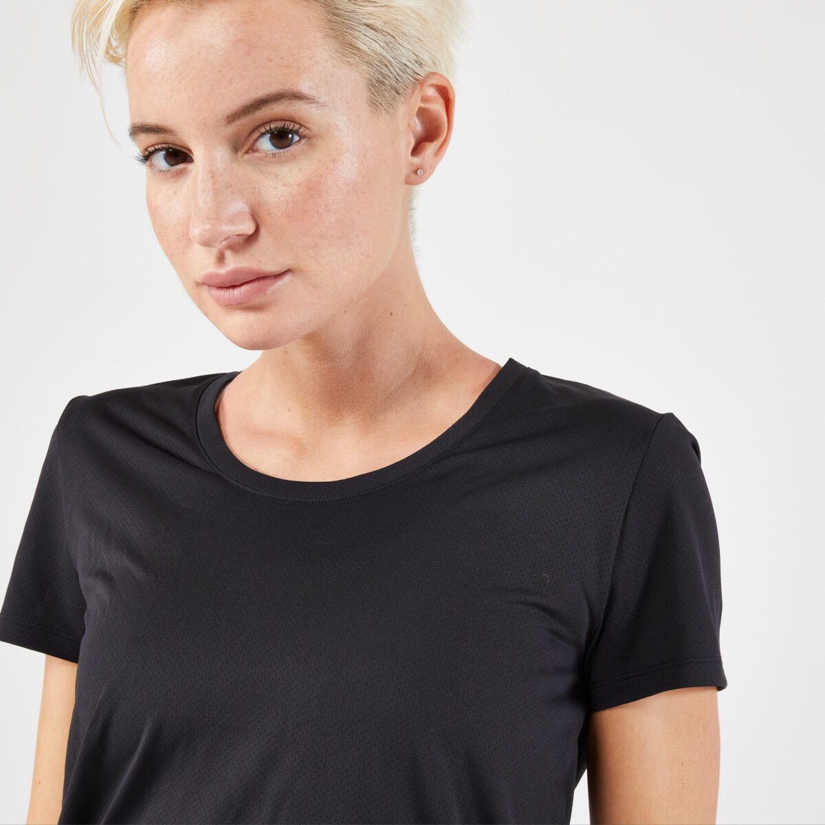 Women's Kiprun Run 100 running T-shirt - black - Image 4